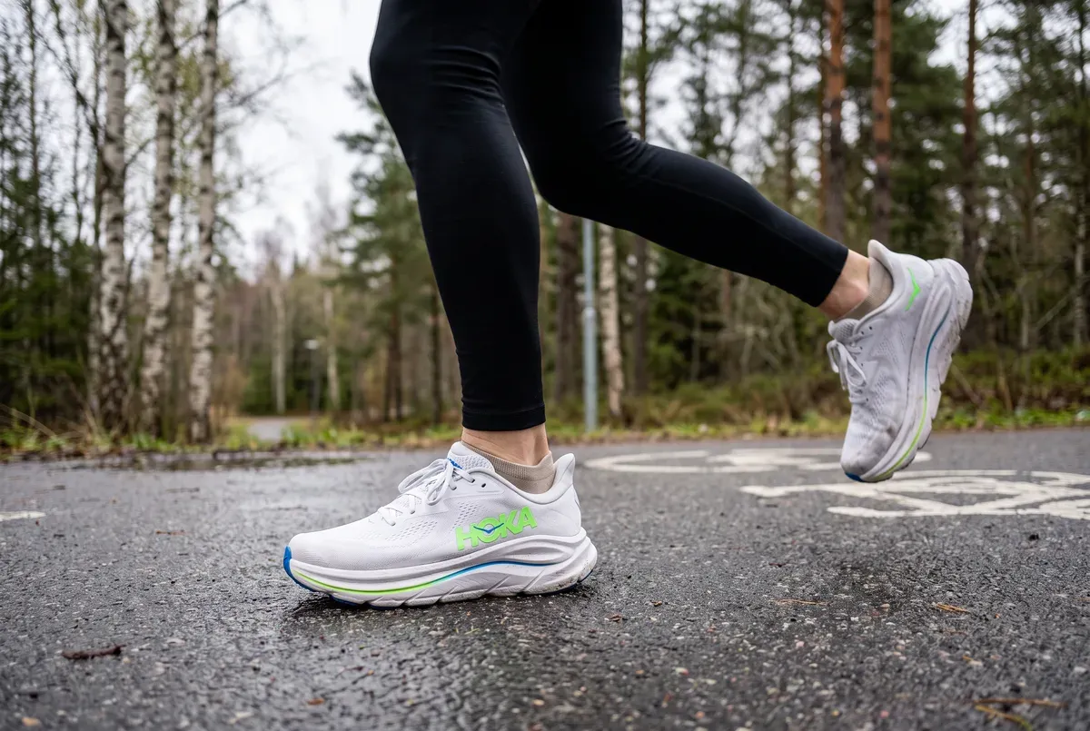 Hoka Clifton 10 mitt i ett löpsteg