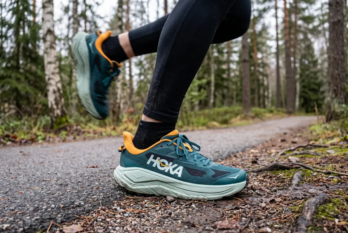 Hoka Challenger 8 mitt i ett löpsteg