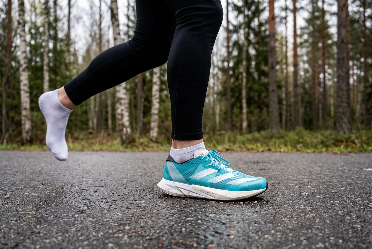 Adidas Adizero Adios 8 mitt i ett löpsteg